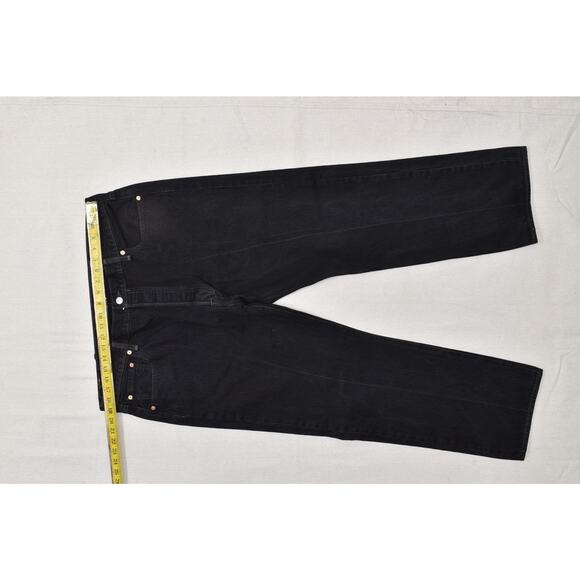 Men's Levi's 501 Black Jeans Size 42x32 Regular Fit Straight Leg Button Fly - Picture 2 of 8